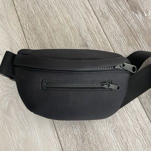 Dagne Dover black Fanny